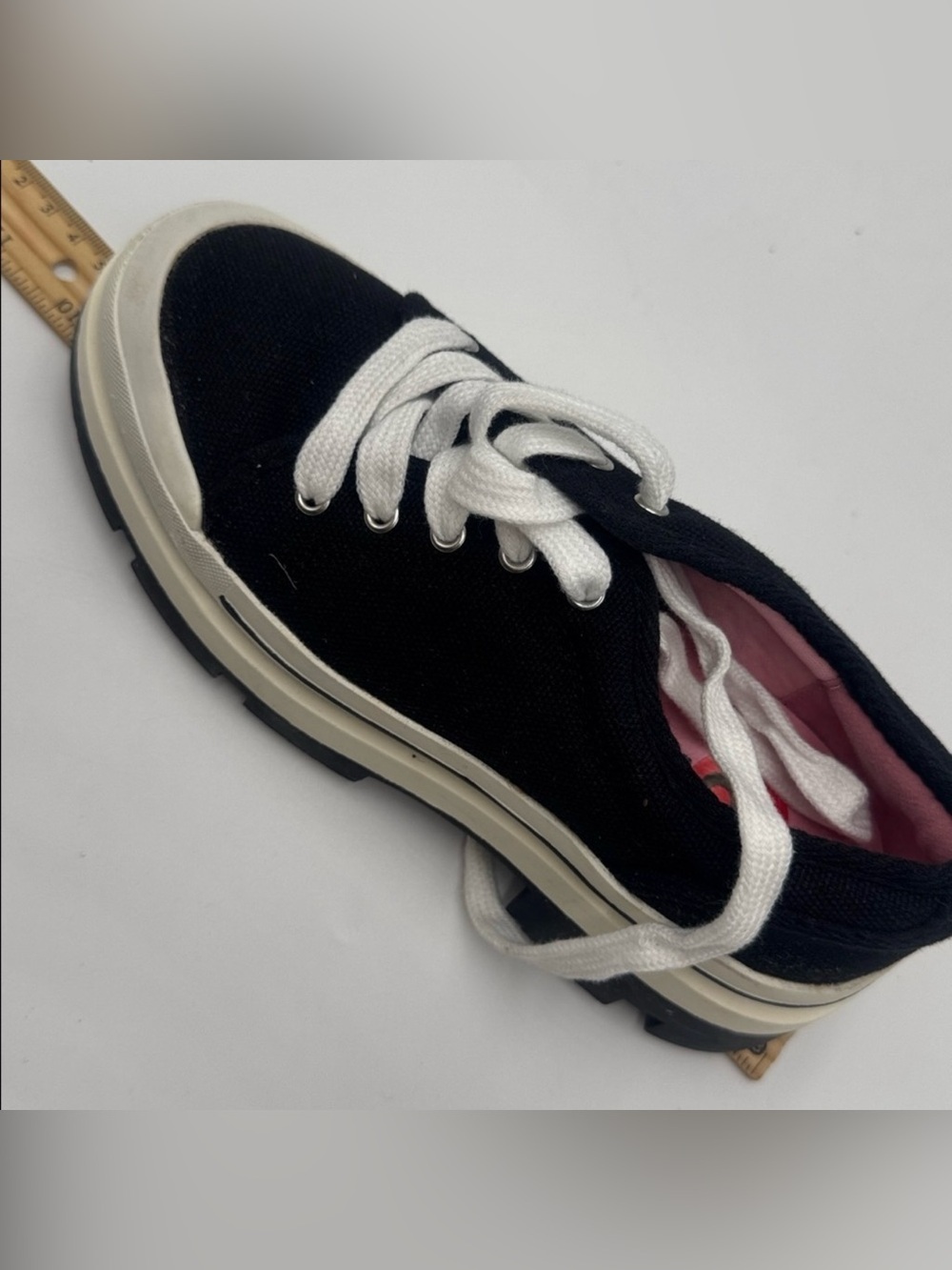 Steve Madden Girls Shoes Kitsch Platform Size 2
Color White/black - Picture 12 of 13